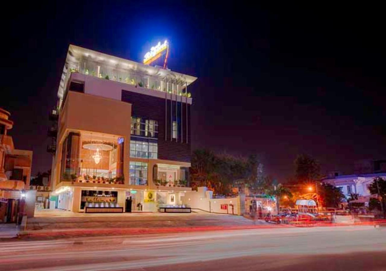 Hotel Park Regent Jaipur Eksteriør billede