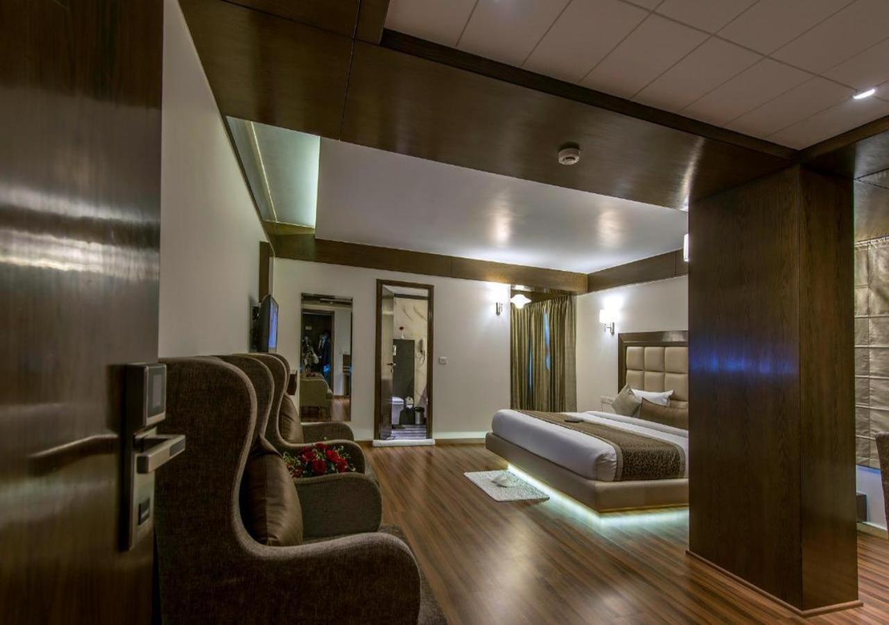 Hotel Park Regent Jaipur Eksteriør billede
